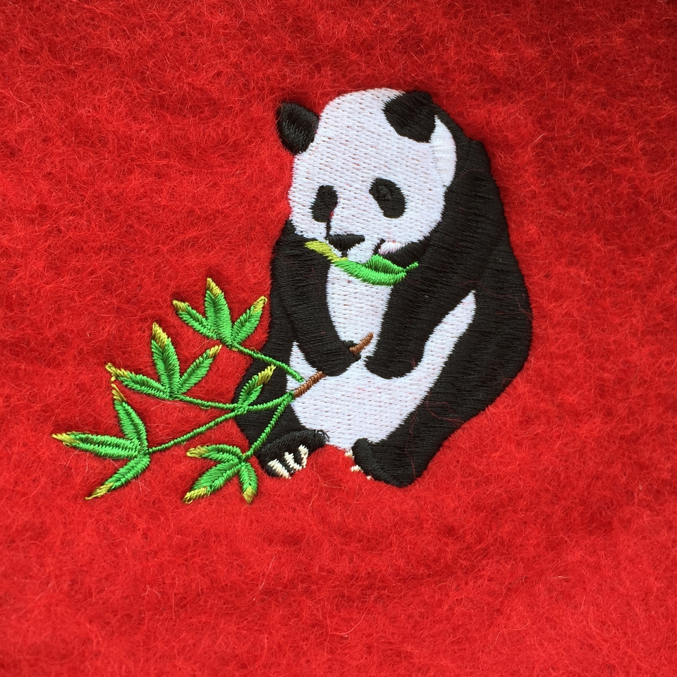 パンダ刺繍アップ