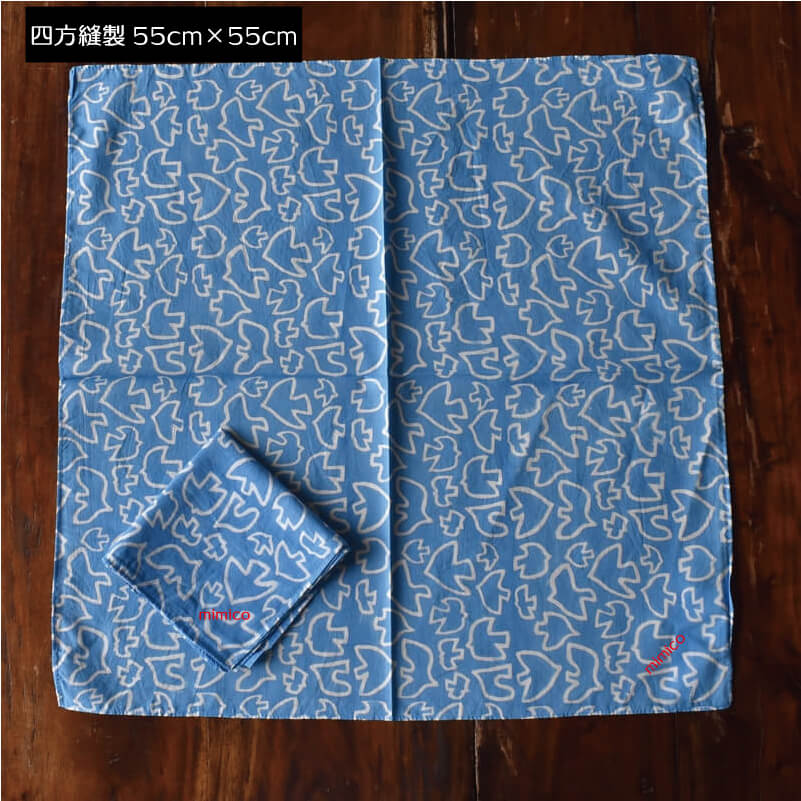 羽ばたく鳥のプリントハンカチ刺繍位置