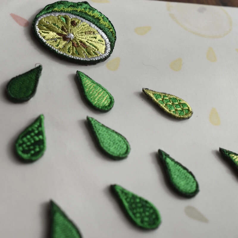 ライムの刺繍花火(M)(L)ステッカーワッペン