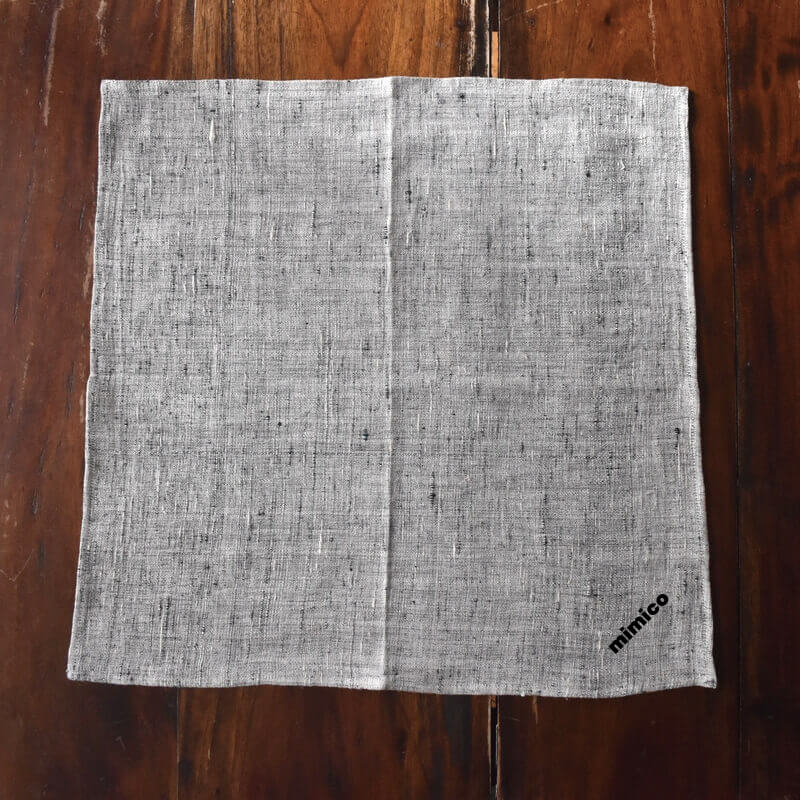 手紡ぎの手織りクロスカディハンカチ