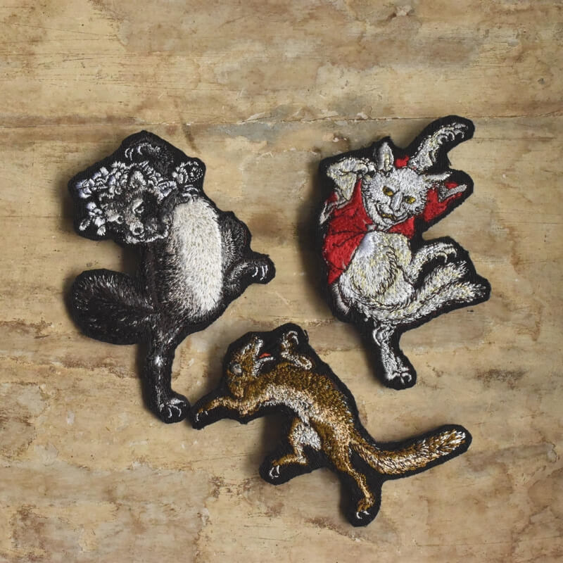 妖怪の猫マタ･化け狸･鎌鼬3点セット刺繍ブローチイメージ