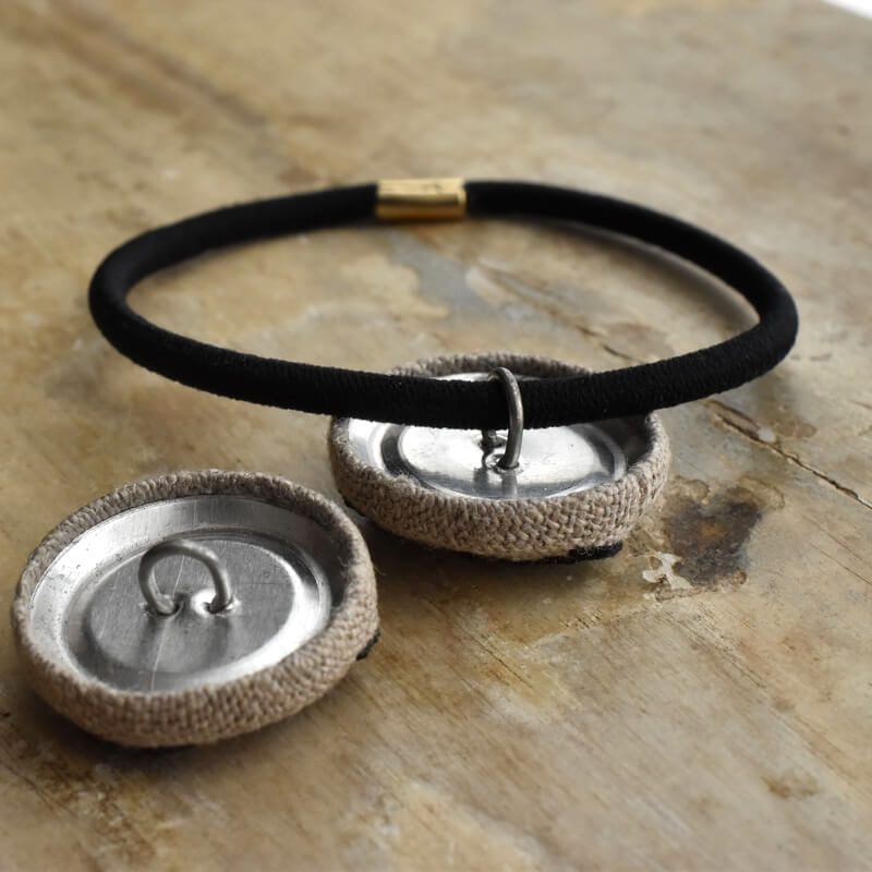 ボタン刺繍ブローチ/29