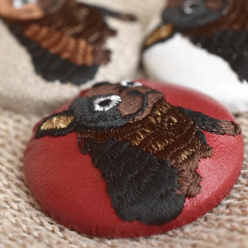 茶色いフレンチブルドックくるみボタン刺繍ブローチ/38