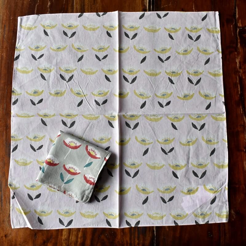 アネモネのお花畑プリントハンカチ