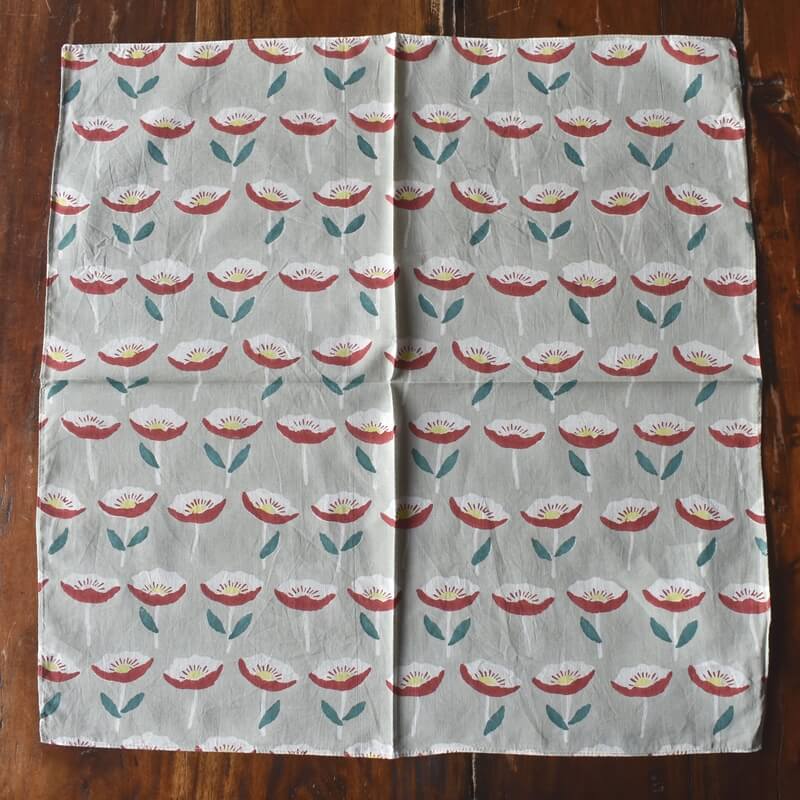 アネモネのお花畑プリントハンカチ