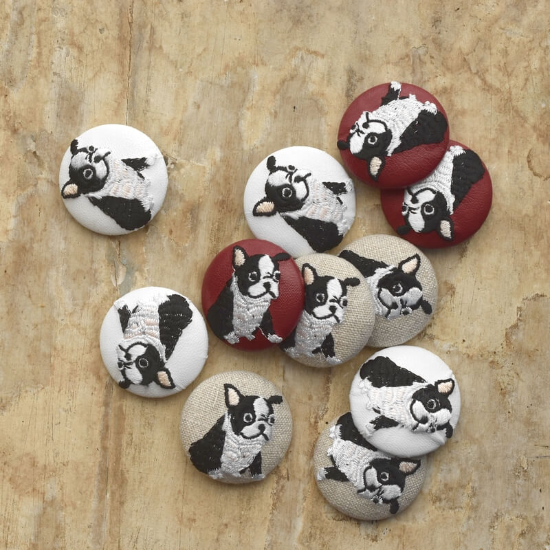 フレンチブルドックくるみボタン刺繍ブローチ/38