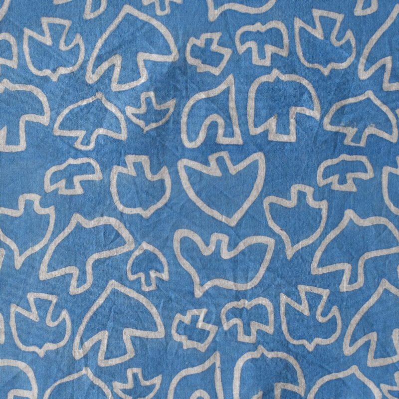 羽ばたく鳥のプリントハンカチ