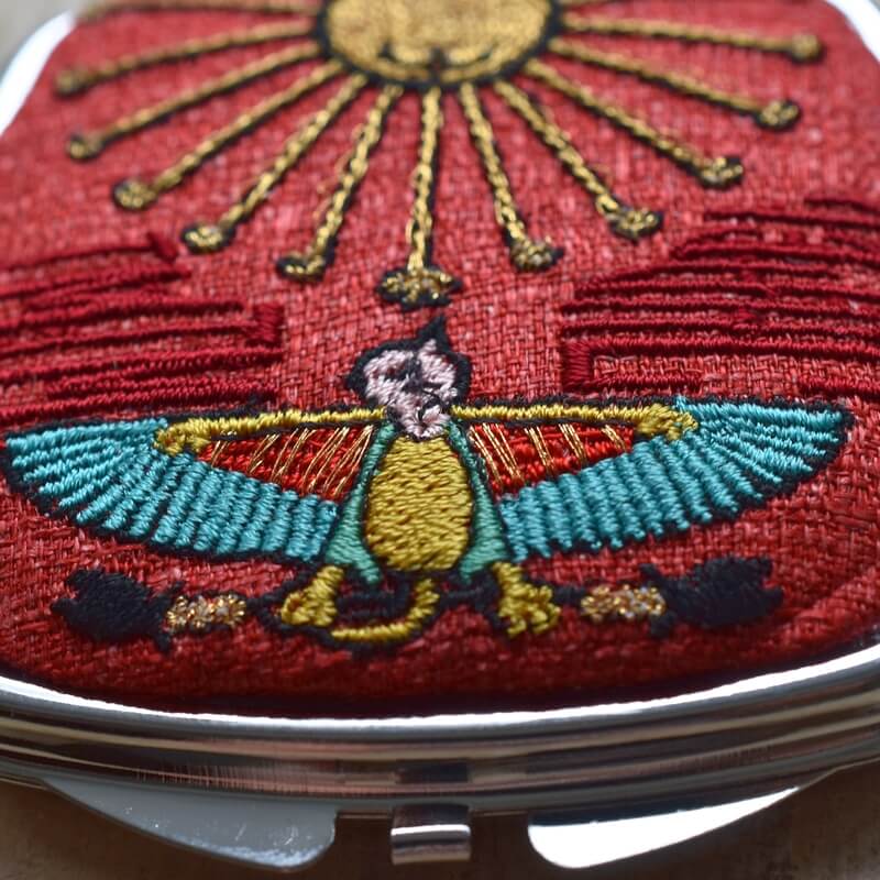 永遠の美刺繍のコンパクトミラー　