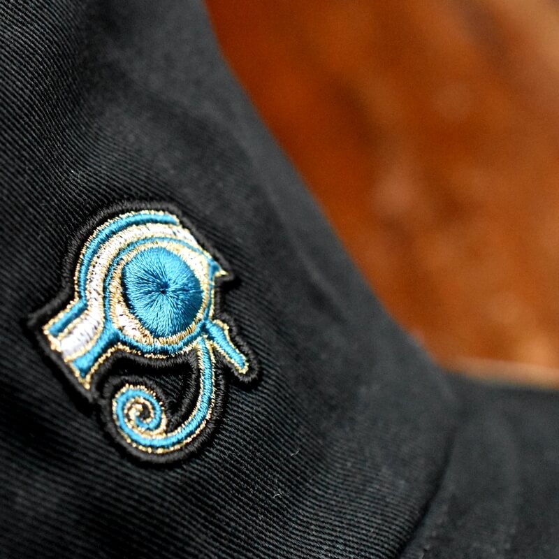ホルスの目刺繍ハット