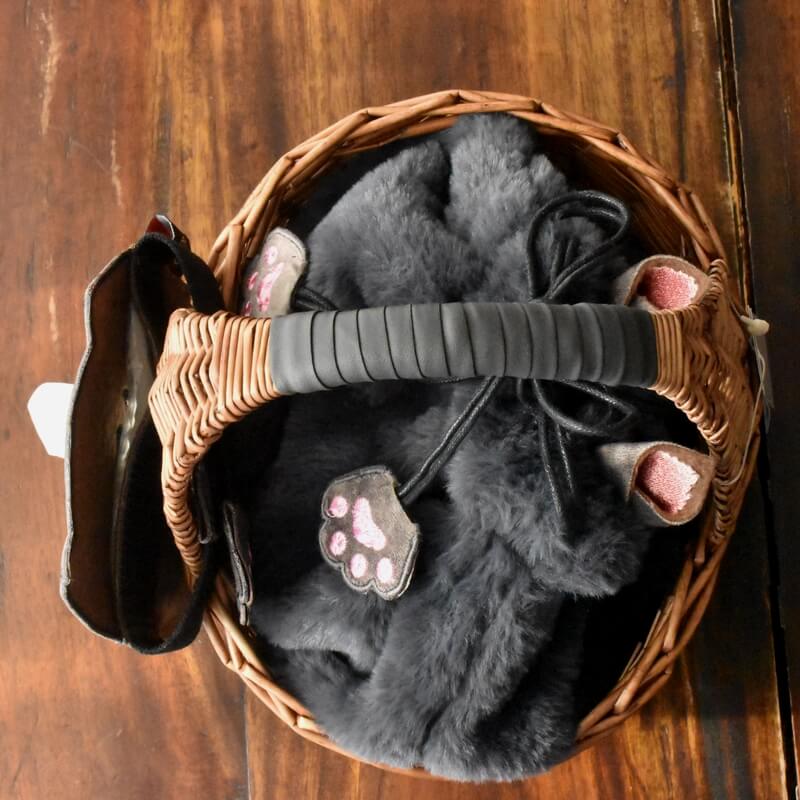 鉄仮面ミミケル刺繍のティッシュカバーとポーチ付きカゴ