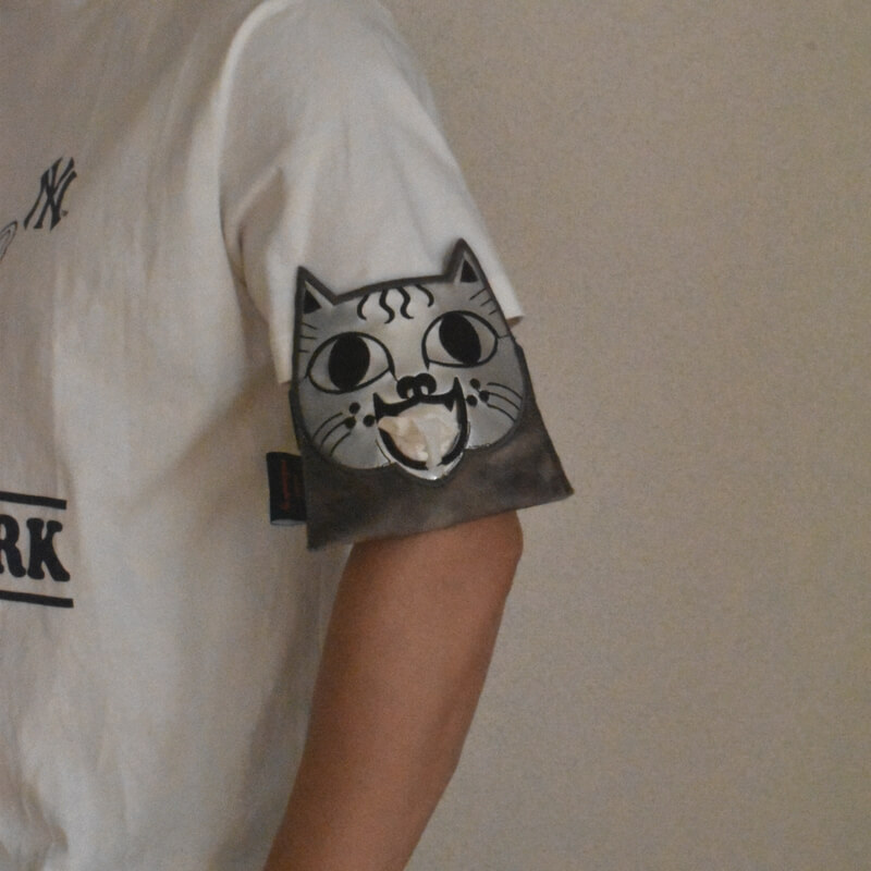 鉄仮面ミミケル刺繍のティッシュカバーとポーチ付きカゴ