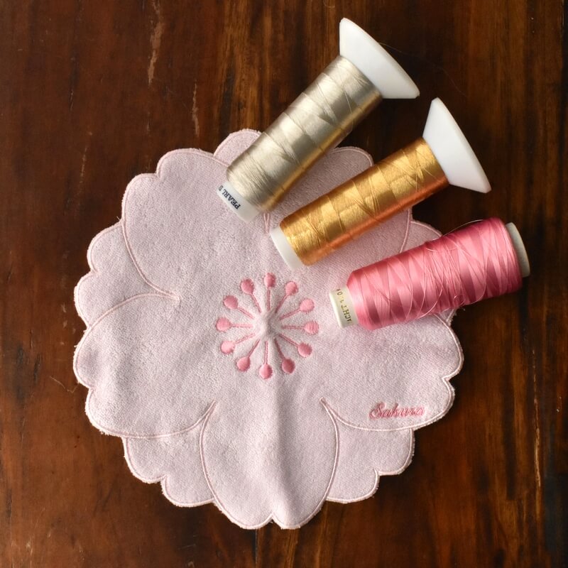 名入れ刺繍桜うららハンカチ