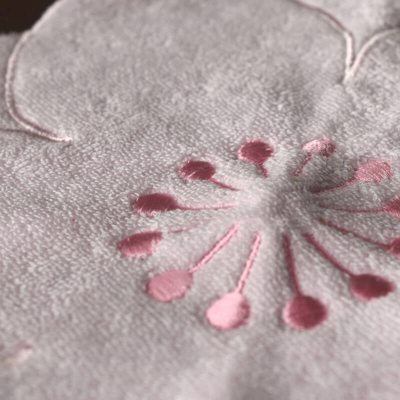 名入れ刺繍桜うららハンカチ