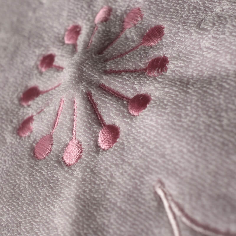 名入れ刺繍桜うららハンカチ