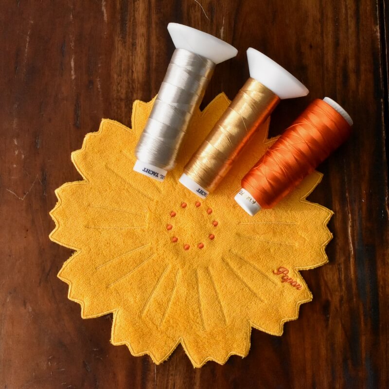 名入れ刺繍たんぽぽうららハンカチ