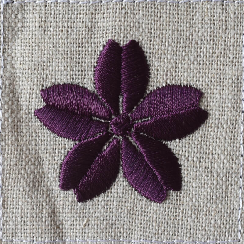 [山桜紋]の刺繍図案紫