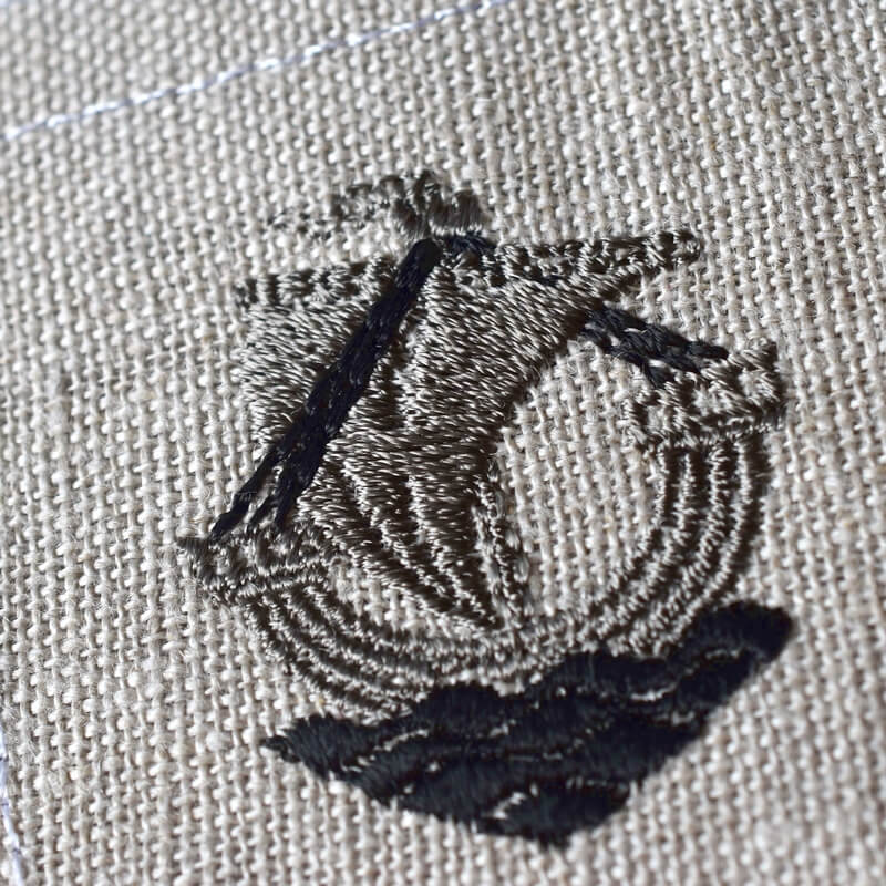 セーヌ川と黒い船の紋章