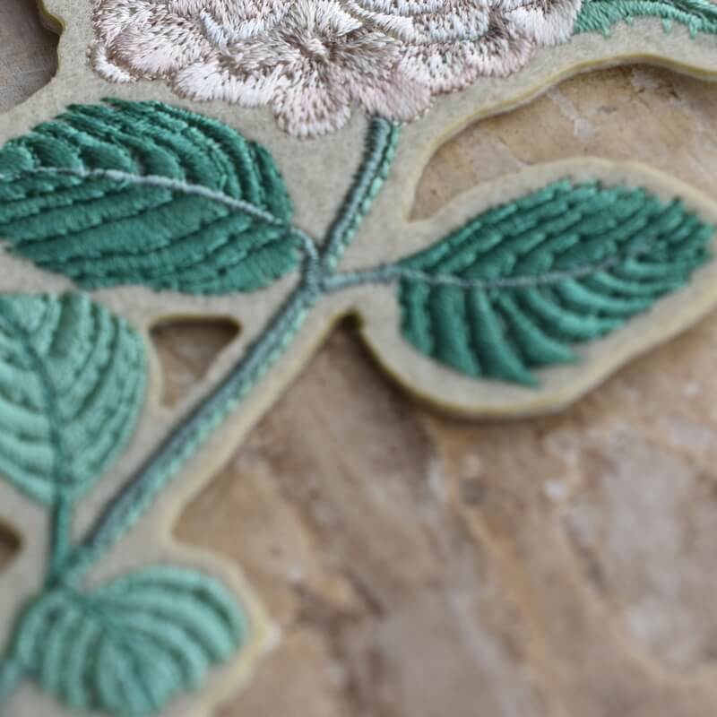 一輪花刺繍紫陽花のシルクホワイト