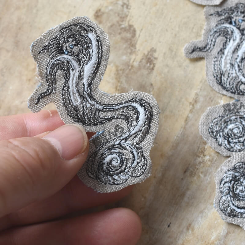 煙々羅妖怪刺繍のあっぷりけハンド