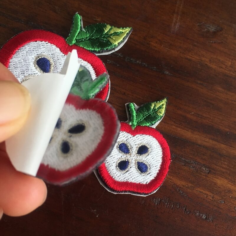 刺繍ワッペン/リンゴ背面加工
