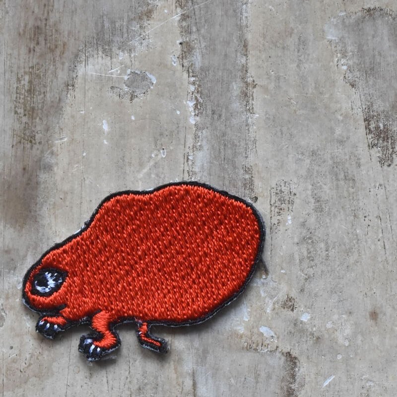 赤い妖怪大化刺繍ワッペンはじっこ