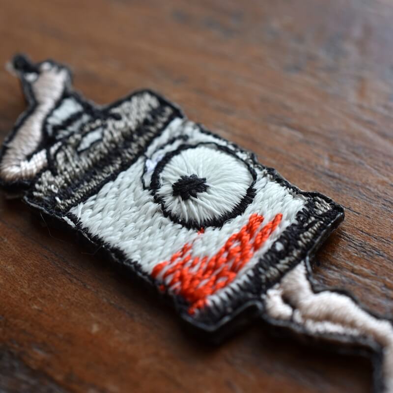提灯一本足妖怪蓄光糸刺繍ワッペン
