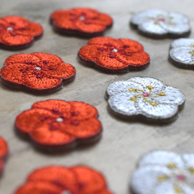梅の花刺繍ワッペン