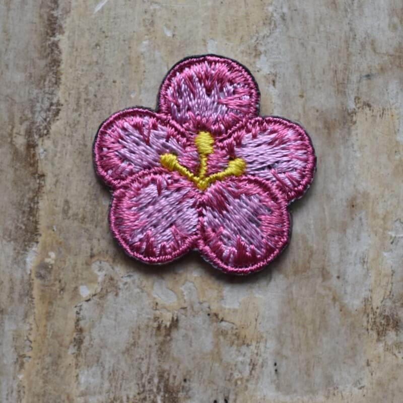桃の花刺繍ワッペン