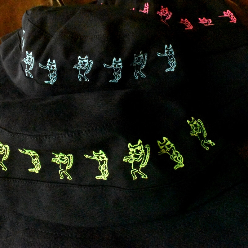 レロレロミミケル刺繍入り帽子