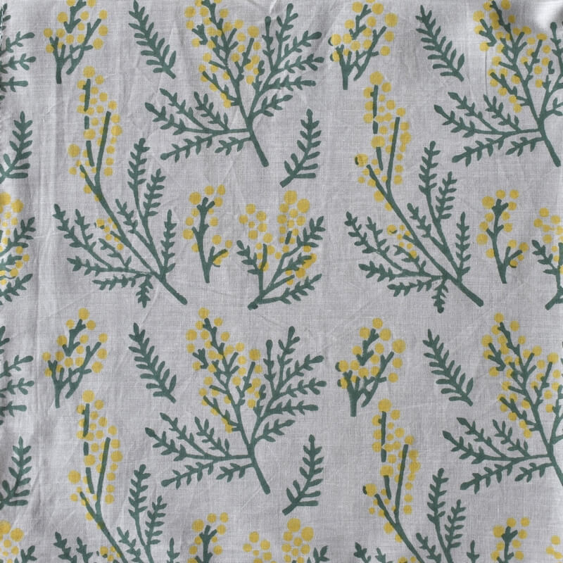 ミモザの園プリントハンカチ