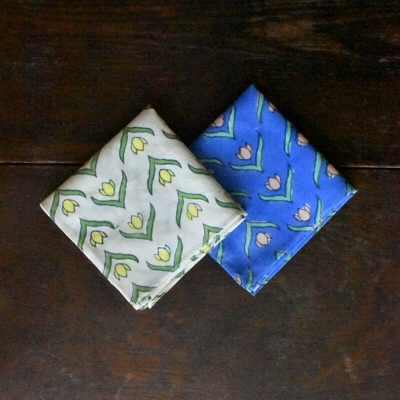 チューリップのお花畑プリントハンカチ