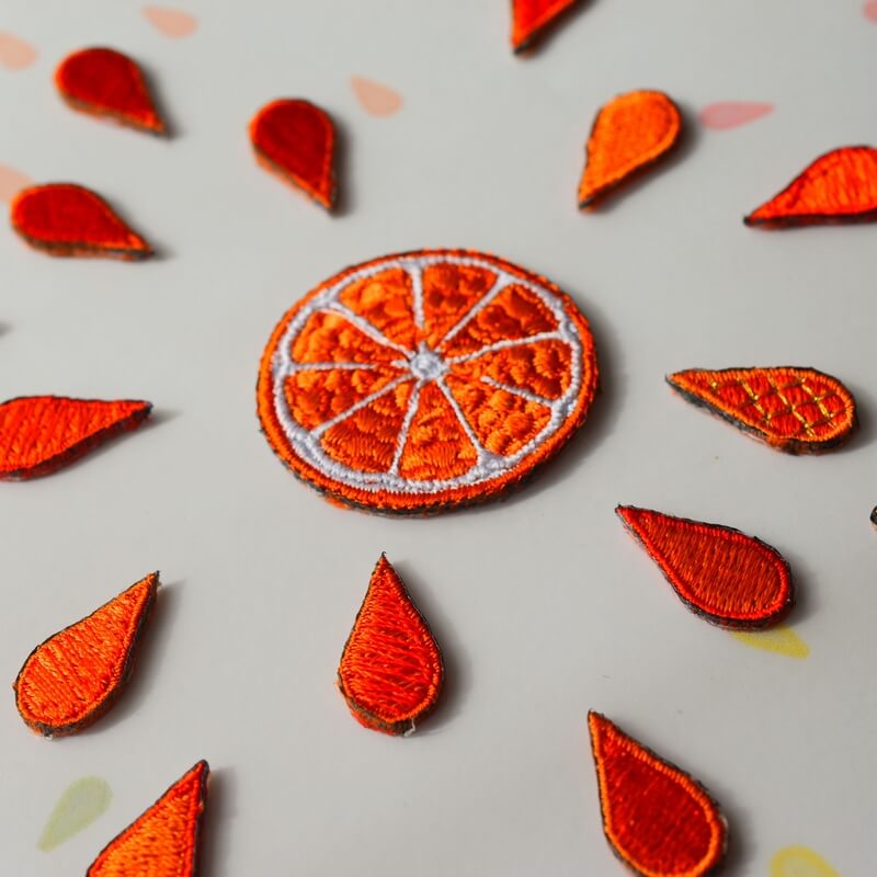 オレンジの刺繍花火(M)(L)ステッカーワッペン