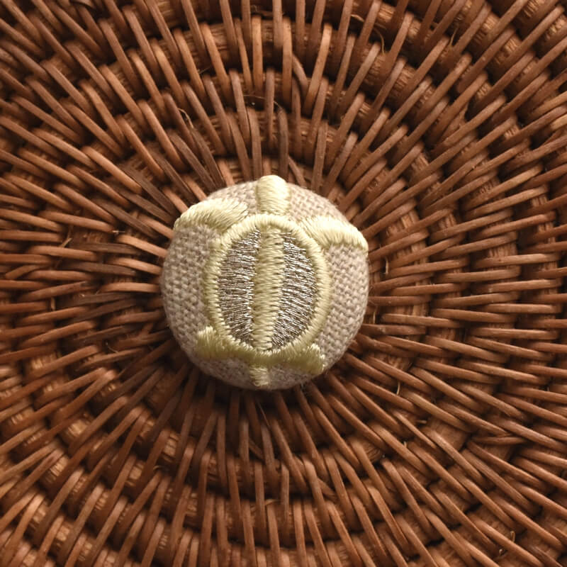 黄色のホヌ海亀くるみボタン刺繍ブローチ/22