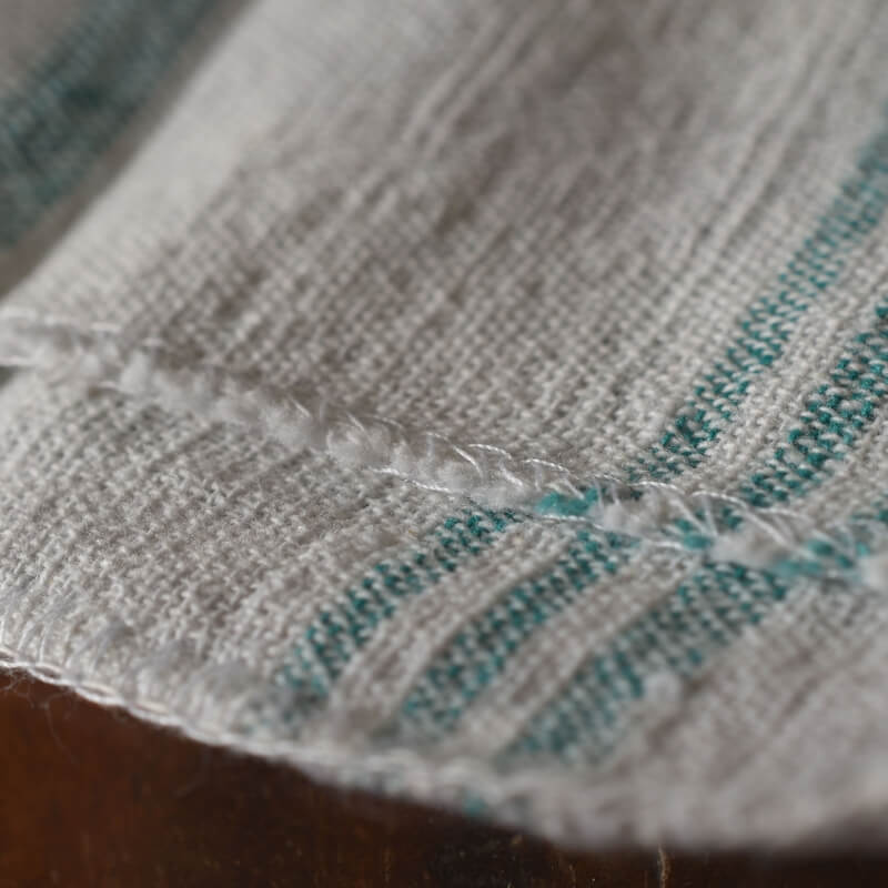 カディマドラスハンカチ