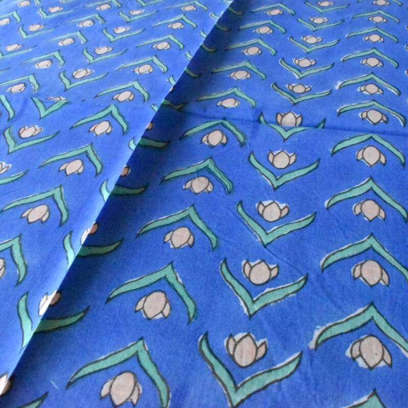 チューリップのお花畑プリントハンカチ