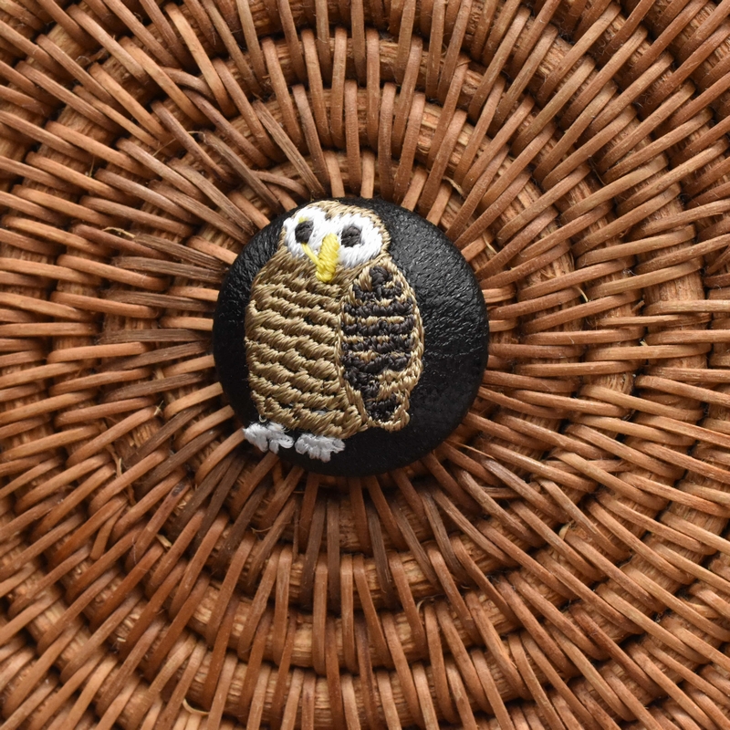 フクロウくるみボタン刺繍ブローチ/22