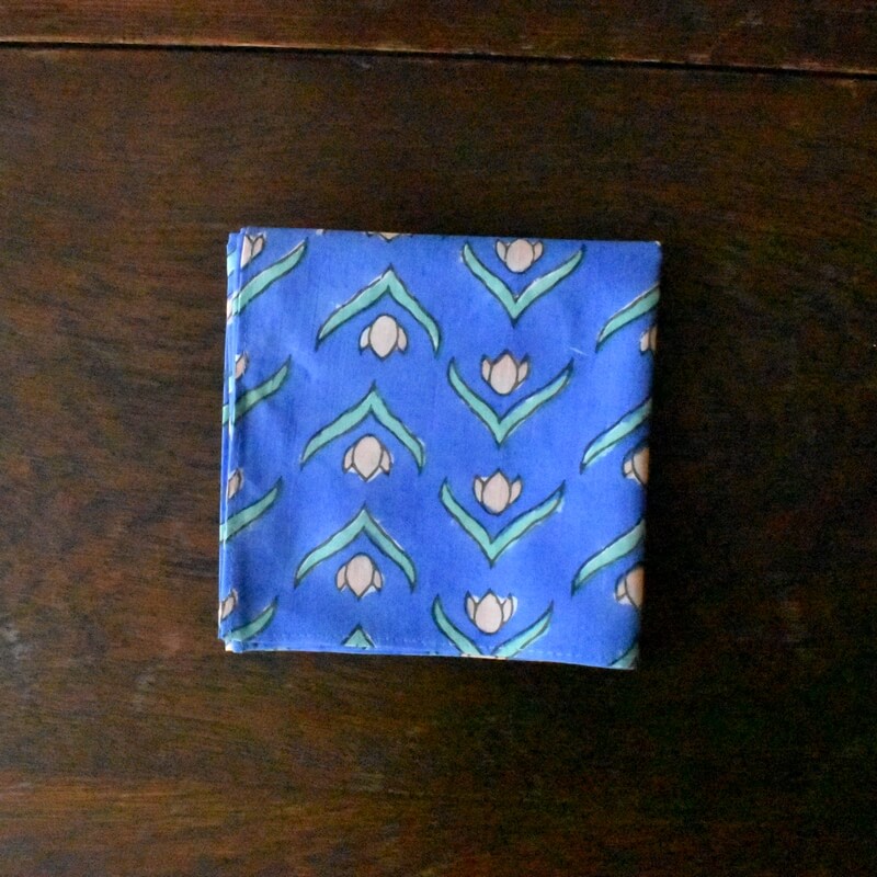 チューリップのお花畑プリントハンカチ