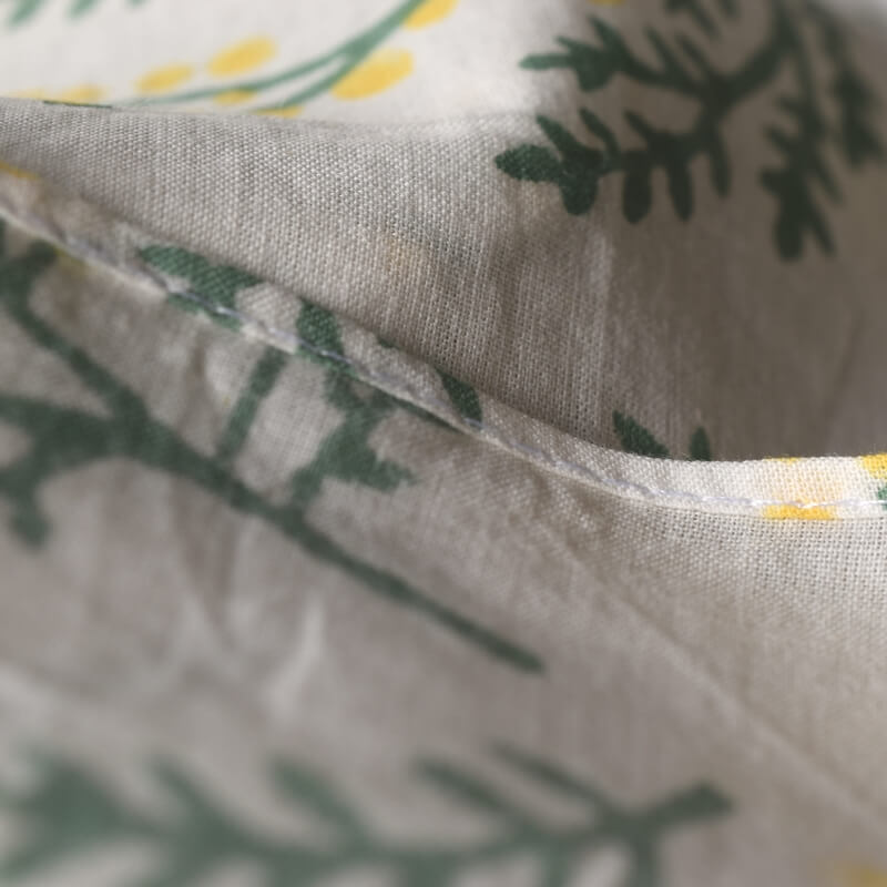 ミモザの園プリントハンカチ