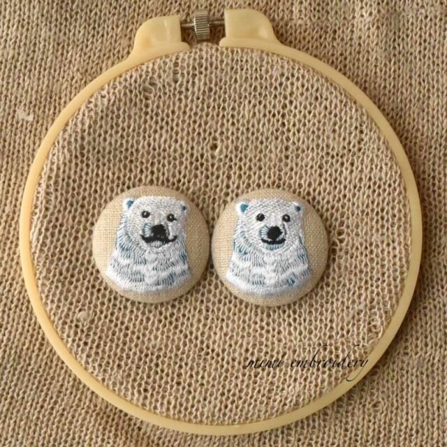 糸見本帳：刺繍糸の糸色の種類 | mimi刺繍 mimi embroidery tokyo