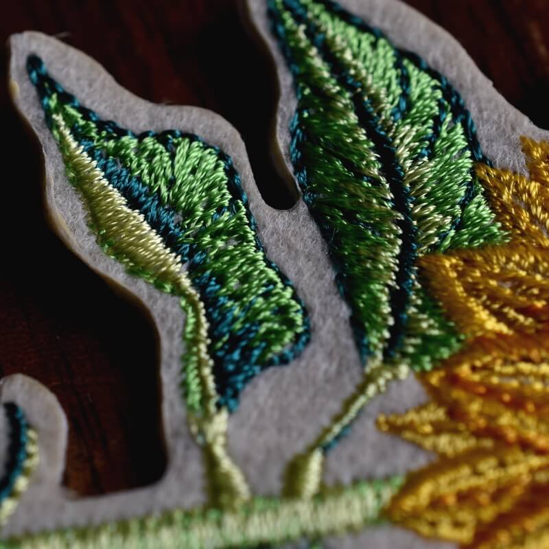 一輪花刺繍ひまわり葉っぱ