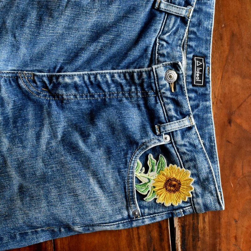 一輪花刺繍ひまわりデニム