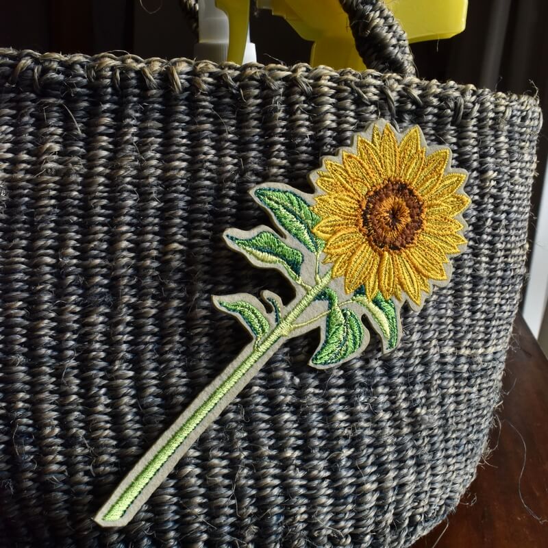 一輪花刺繍ひまわりバック